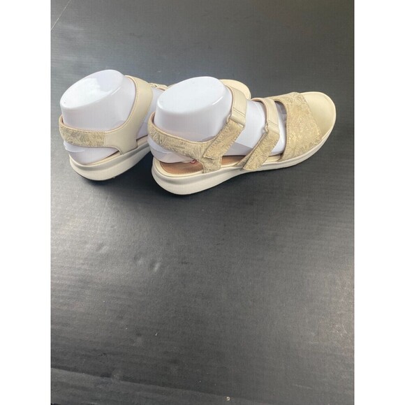 Clarks Un Adorn Ease 8 M Womens‎ Beige Leather Strap Sandals Comfort Casual Used - Picture 3 of 16